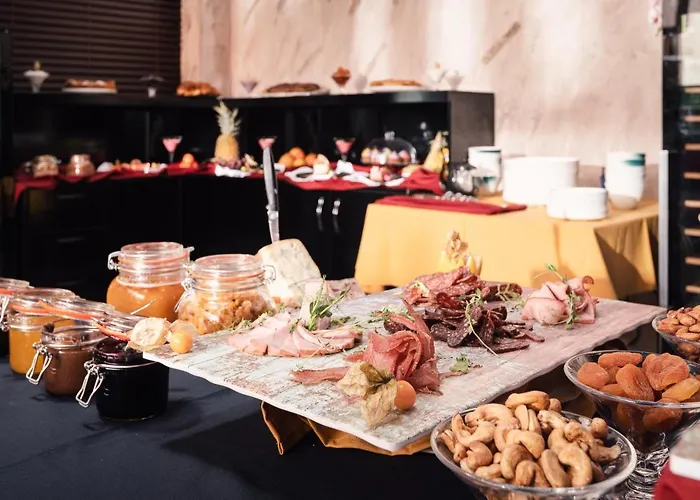 ホテル Art Magus 4*